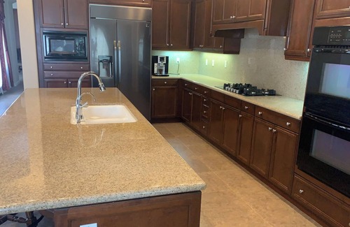 Alessandro Heights Villa | LuxHome Villa, Luxurious getaway in Riverside's most upscale neighborhood