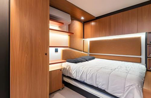 Agua Verde Apartment | Luxo Tech no Batel | Piso quente & PS5 + Alexa