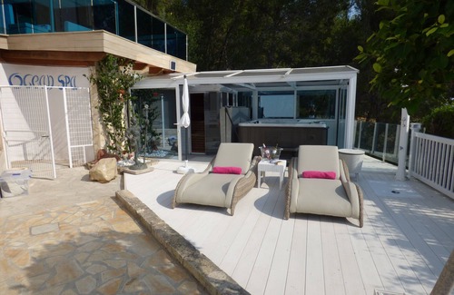 Portals Nous Villa | Luxuary Family Villa in South West Mallorca Sleeps 10 Includes a Boat Charter