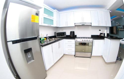 Llanos de Gurabo I Apartment | Luxurious 3-Bedroom Apartment with Pool & 24/7 security