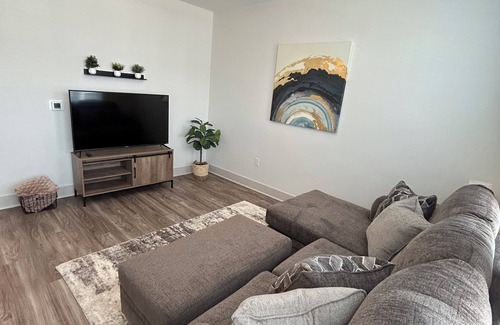 Waukee Apartment | Luxurious 1-bedroom apartment in superb Waukee with gym & game room