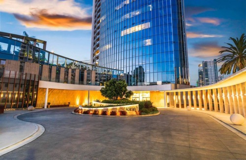 Downtown San Diego Condo | Luxurious 2-bedroom condo Waterfront Condo for the Ultimate San Diego Experience