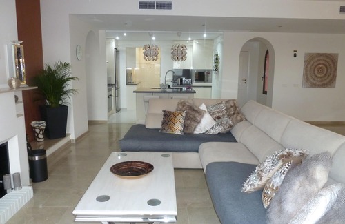 Castillo de Sabinillas Apartment | Luxurious 3 bed modern penthouse with stunning sea views and large terrace