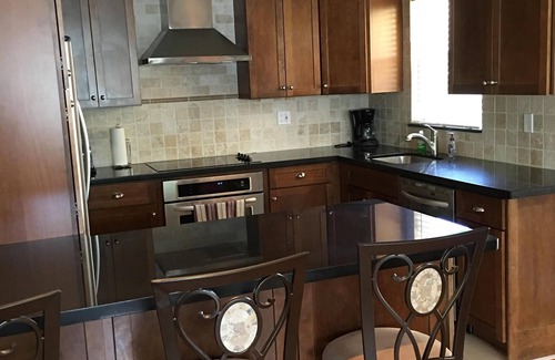 Hollywood Condo | Luxurious 3 Bedroom Villa on the Beautiful Hollywood Boardwalk