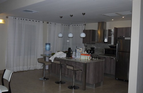 Cofresi Villa | Luxurious 3 to 7-BR VIP Villa W/Private Pool - Gold Bracelets