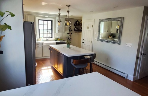 Ward Two House | Luxurious 4 bed 2 bath in the city of Somerville/Cambridge|2min from GreenLine
