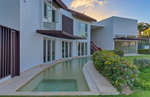 Yarary - Cap Cana Villa | Luxurious 8-bedroom Dreamy Villa
