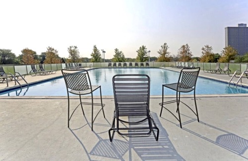Lafayette Park Apartment | luxurious Apt, W/pool and gym monthly stays40% off!
