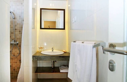 Pemecutan Kelod Apartment | Luxurious design studio in the center 9