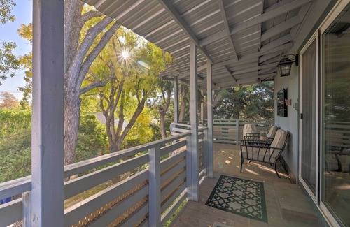 Lodi Apartment | Luxurious Downtown Lodi Apartment in Wine Country!