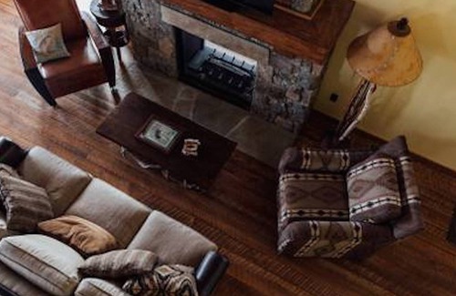 Dillon Cabin | Luxurious Hideaway from BeaverHead River - Cervelli