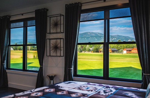 Red Lodge House | Luxurious Home in Red Lodge MT, Golf Course Retreat with Stunning Mountain Views