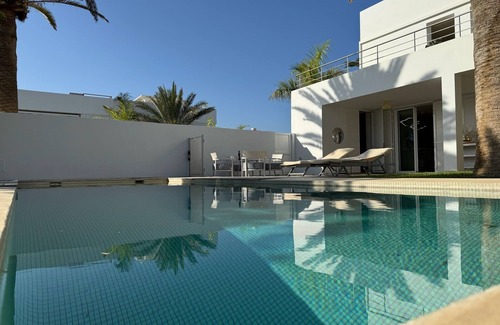 Arona Villa | Luxurious, light-flooded villa with pool, 50 m from the sea