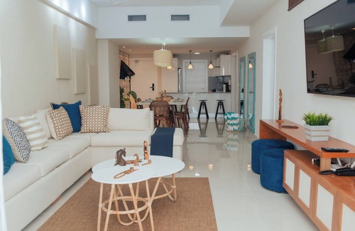 Villas Del Mar Condo | Luxurious Ocean Front 19th Floor 3 Bed Apartment