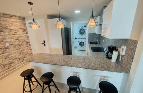 Villas Del Mar Condo | Luxurious Ocean Front 19th Floor 3 Bed Apartment