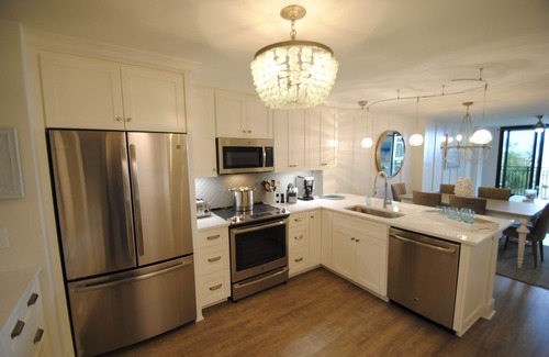 Isle of Palms Villa | Luxurious Oceanfront Villa in Wild Dunes Resort 3 Bedrooms, 3 Baths