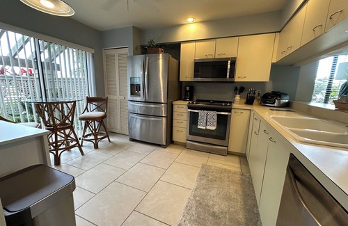 Braden River Villa | Luxurious Retreat in Meadows