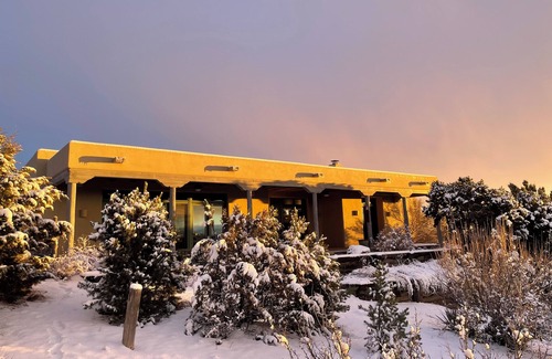 La Tierra House | Luxurious Retreat - Incredible Views - 12 Acres - Monthly - Please Inquire