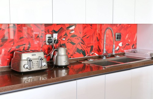 Mountainside Villa | LUXURIOUS SELF CATERING PENTHOUSE - ENTIRE TOP FLOOR WITH SEA VIEW