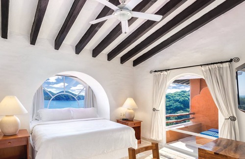 Almacen Apartment | Luxurious Studio Suite at WorldMark Zihuatanejo