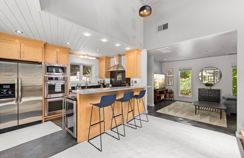 Geyserville House | Luxurious Wine Country Oasis | A Wine Country Escape