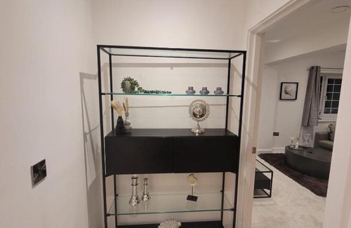 Wainscot Apartment | Luxury 1 Bed Apartment In The Centre Of Rochester