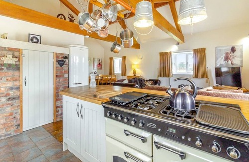 Aubourn Ski Chalet | Luxury 1 bedroom lodge.