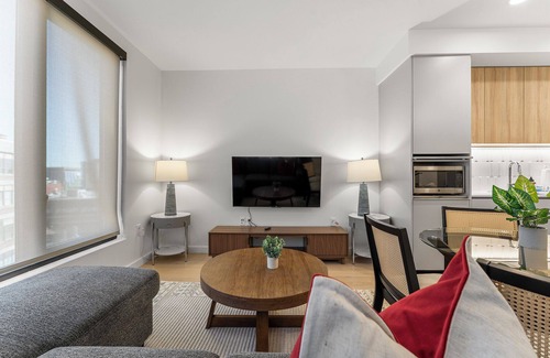 D Street - West Broadway Apartment | Luxury 1BR Next to Broadway Southie 1433