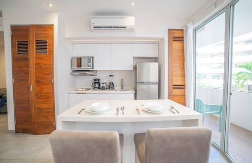 12th Street Apartment | Luxury 1BR with Stunning Poolside Terrace