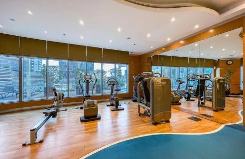 Downtown Dubai Apartment | Luxury 1BR With Burj Khalifa View in a 5 star Hotel Facilities - 5 min walk to Dubai Mall