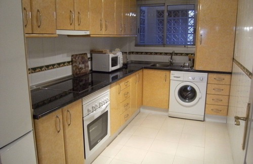 Urbanizacion Hacienda las Chapas Apartment | Luxury 2 Bed Apt Free UK & Spanish TV & Fibre Wi-FI . Air Con.