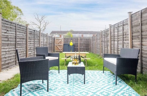 Gosforth House | Luxury 2 Bed House City Centre ✘ BBQ & GARDEN ☆ FAMILY FRIENDLY → FREE PARKING