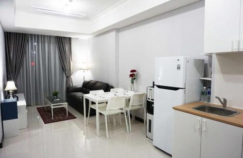 Jakarta Apartment | Luxury 2 BR Condo at Casa Grande Residence - Kasablanka Mall
