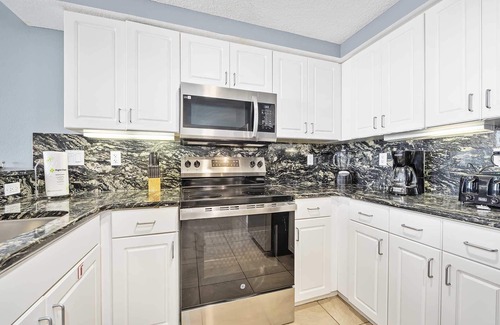 Brush - Stewarts Condo | Luxury 2BR Double Balcony Condo Direct Oceanfront Wyndham Ocean Walk Resort Daytona Beach | 2021