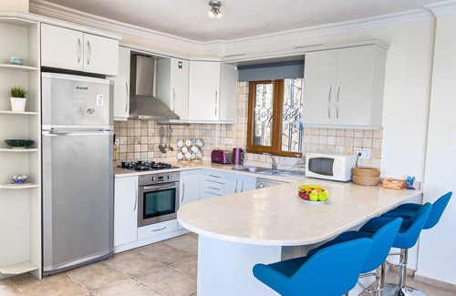 Kalkan Villa | Luxury 4 Bed Villa in Kalkan, Sleeps 8, Own Pool, Sea Views, 15 Min Walk to Town