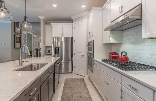 Naples House | Luxury 4BR/3BA Modern Home in Naples with Private Pool - Perfect for Snowbirds!