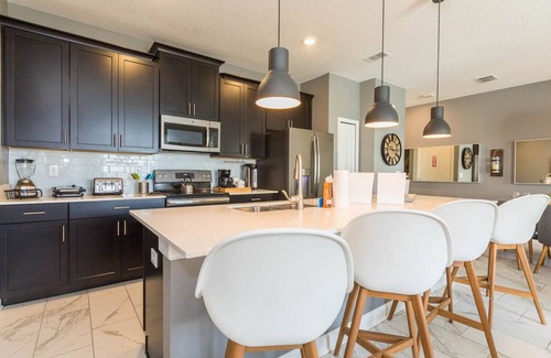 Davenport House | Luxury 4BR Villa: Private Pool - Sleeps 10 - 8924