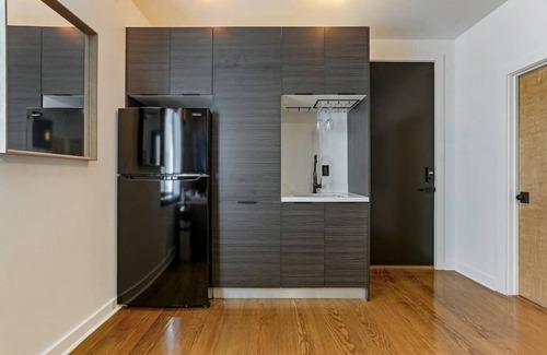 Faubourg Lafayette Villa | Luxury 5 bedroom Modern Villa with your own private Rooftop