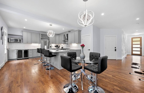 North Druid Hills House | Luxury 5BR Home Built 2022 Near Buckhead & Midtown