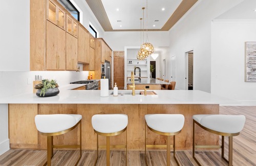 Tulsa House | Luxury 5BR – Pool Hot Tub Near Gathering Place