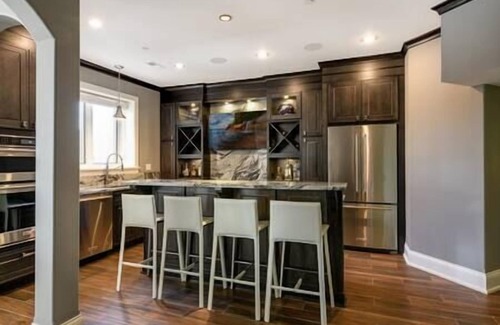 Plymouth House | Luxury 7400 sq.ft Stunning Home Theater/Sleeps 18+