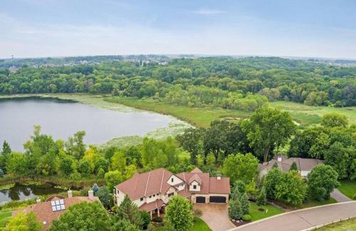 Plymouth House | Luxury 7400 sq.ft Stunning Home Theater/Sleeps 18+
