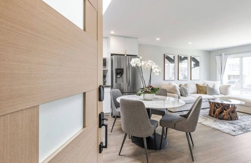 Daly City House | Luxury 7BR Home Near SFO w/Parking