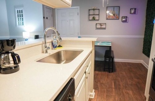 Ashbrook - Clawson Village Apartment | Luxury and convenience in South End Charlotte