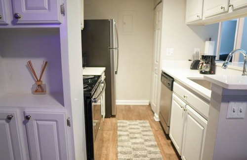 Ashbrook - Clawson Village Apartment | Luxury and convenience in South End Charlotte