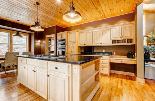 Estes Park House | Luxury and Privacy