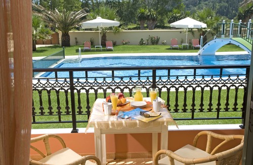 Termenades Apartment | Luxury Apartment inside Pool Villa close to Sidari