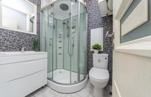 Lypky Apartment | Luxury Apartment near ТЦ Україна