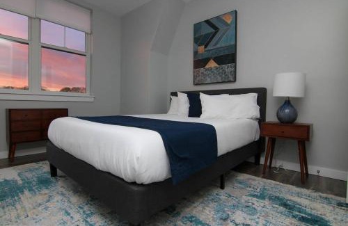 Reading Apartment | Luxury apartment with gym, steps from commuter rail #4011