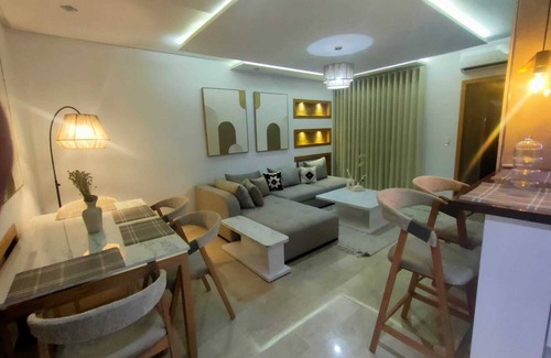 Sousse - Monastir Apartment | Luxury Apt, 4min Walk to Beach, Secure Parking